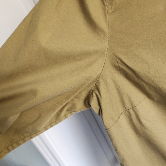 J. Crew Habadashery Classic button-up Ladies Shirt Olive Green Medium - Picture 4 of 7